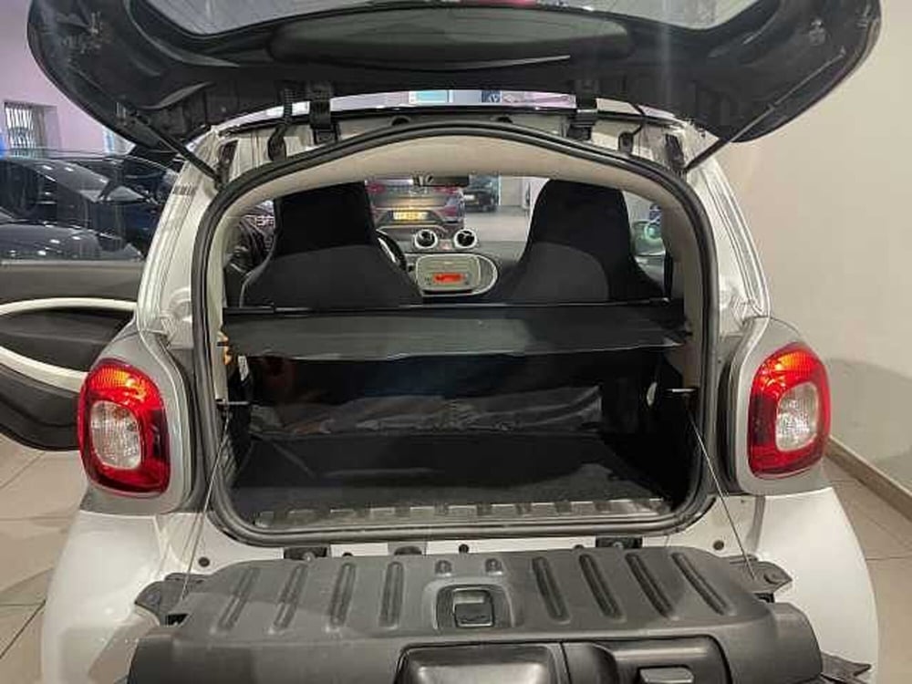 smart Fortwo usata a Genova (9)
