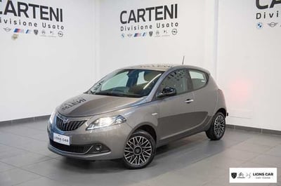 Lancia Ypsilon 1.0 FireFly 5 porte S&amp;S Hybrid Gold Plus del 2024 usata a Lodi