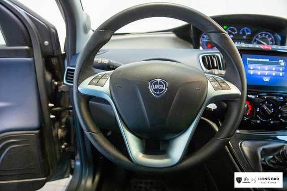 Lancia Ypsilon usata a Lodi (13)
