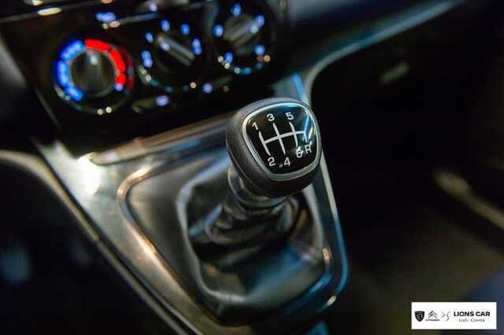 Lancia Ypsilon usata a Lodi (19)