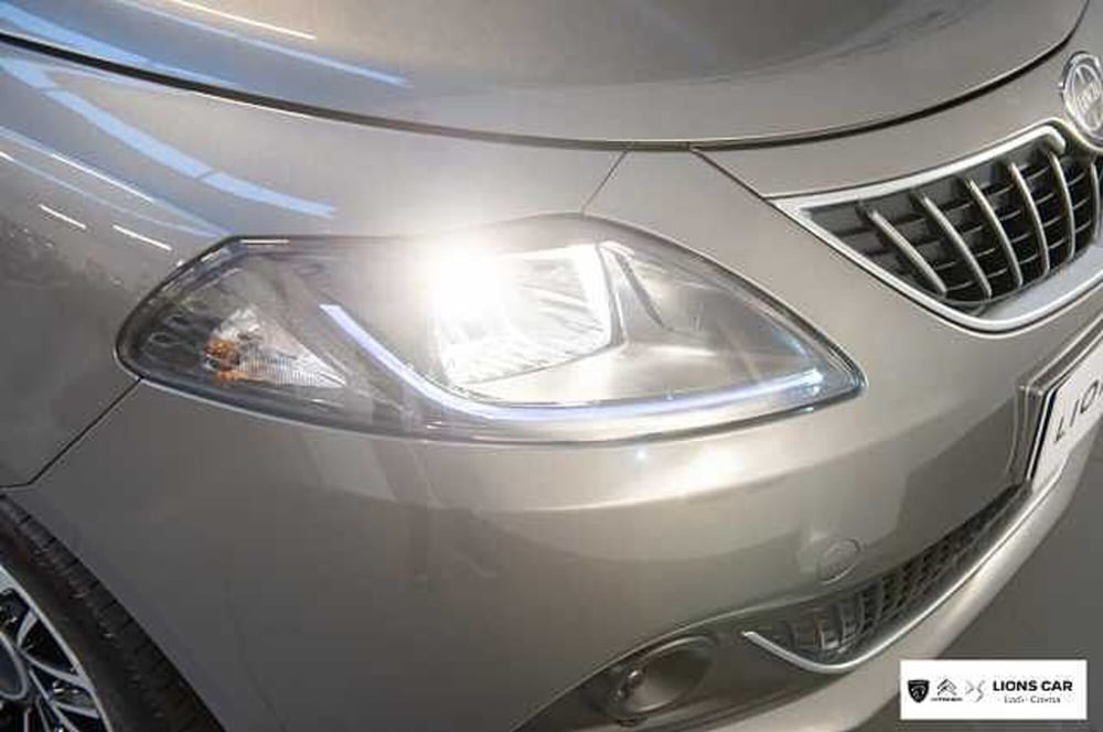 Lancia Ypsilon usata a Lodi (8)