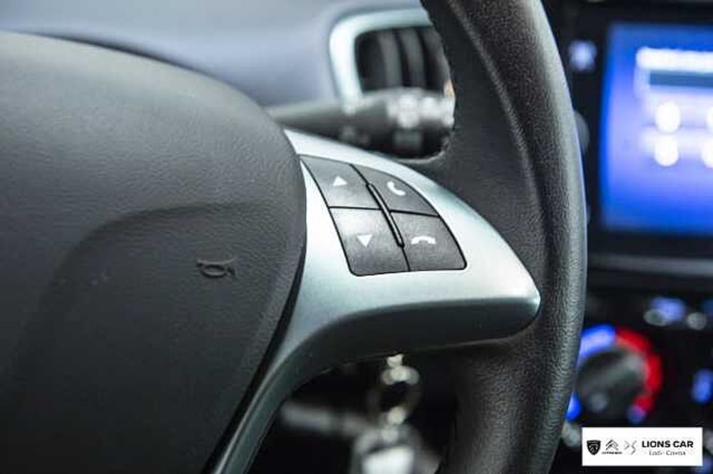 Lancia Ypsilon usata a Lodi (14)