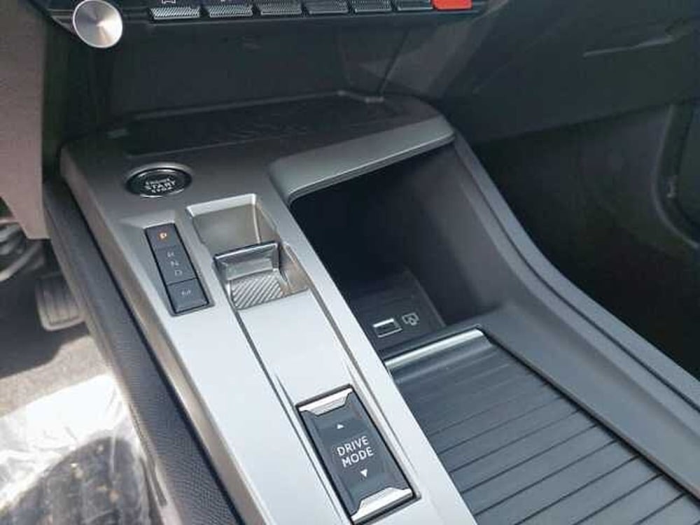 Peugeot 408 nuova a Ravenna (14)