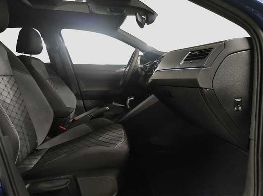 Volkswagen Taigo nuova a Como (13)