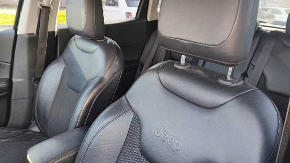 Jeep Compass usata a Milano (12)