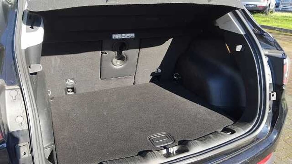 Jeep Compass usata a Milano (13)