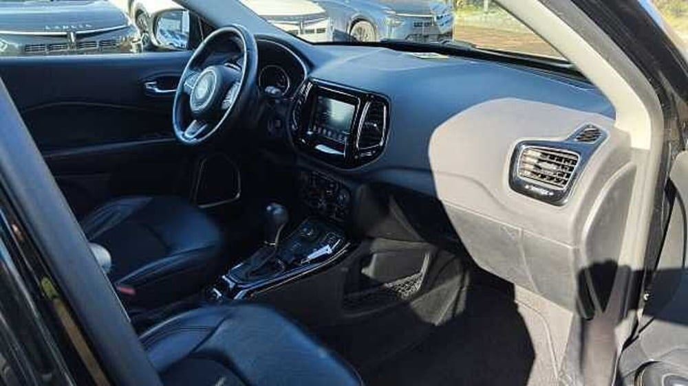 Jeep Compass usata a Milano (16)