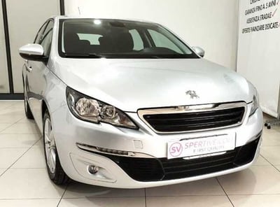 Peugeot 308 BlueHDi 100 S&amp;S Active del 2016 usata a Maglie
