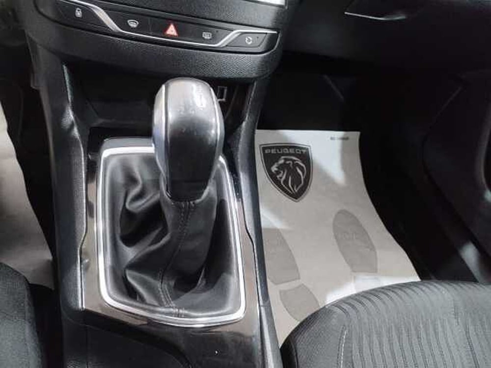 Peugeot 308 usata a Lecce (10)