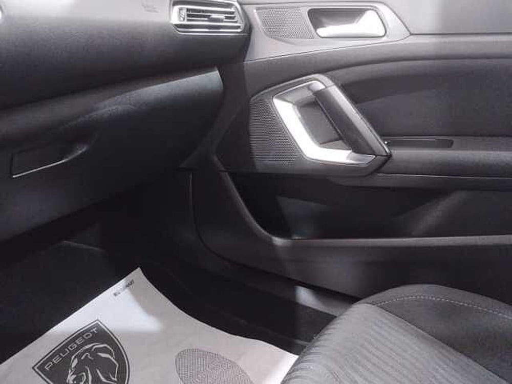 Peugeot 308 usata a Lecce (12)