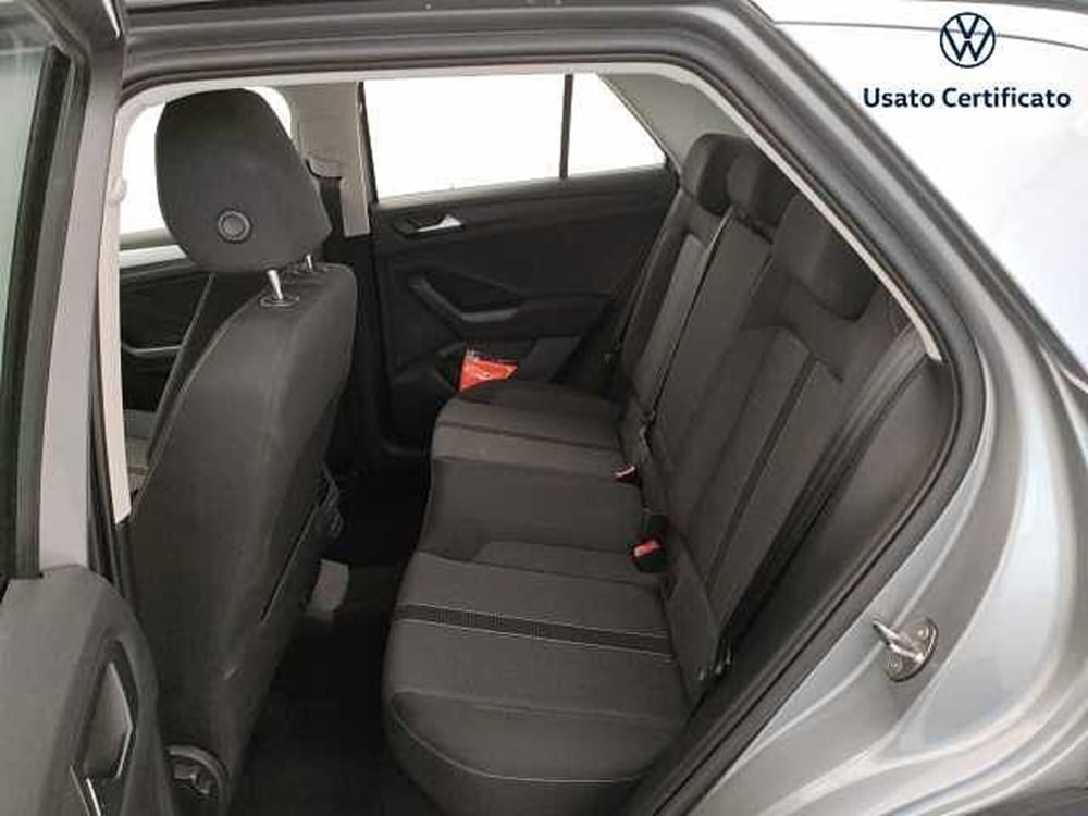 Volkswagen T-Roc usata a Varese (11)