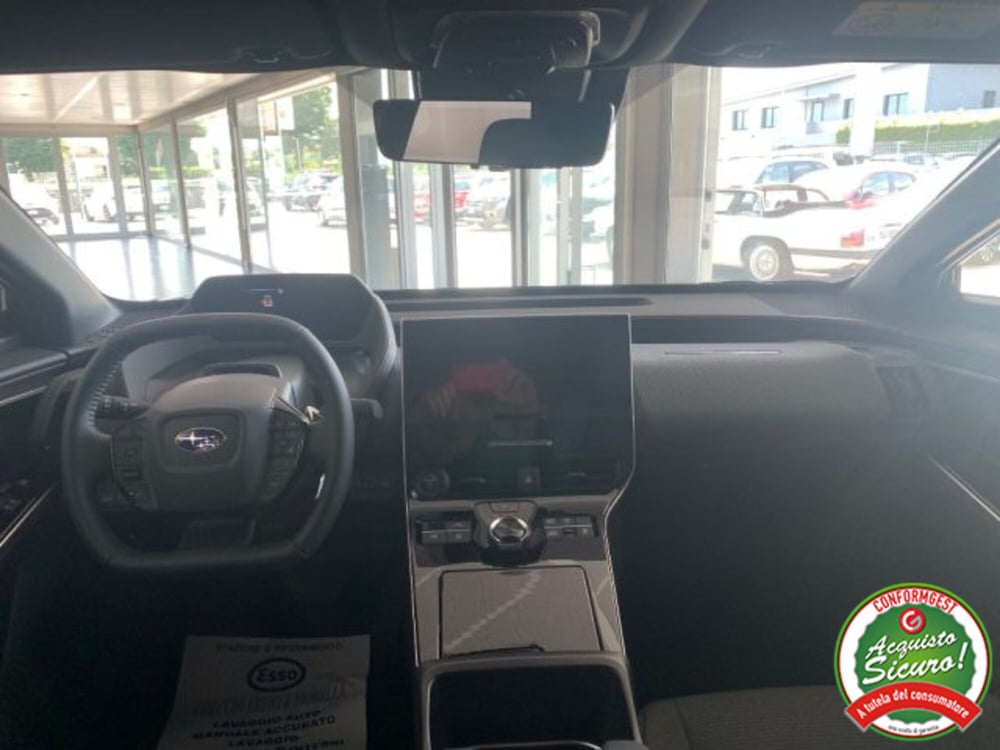 Subaru Solterra nuova a Lucca (7)