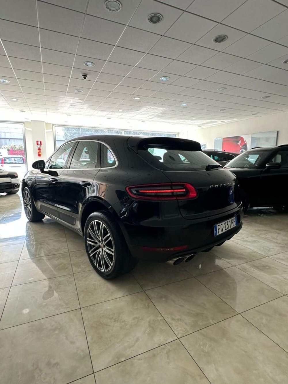 Porsche Macan usata a Napoli (3)