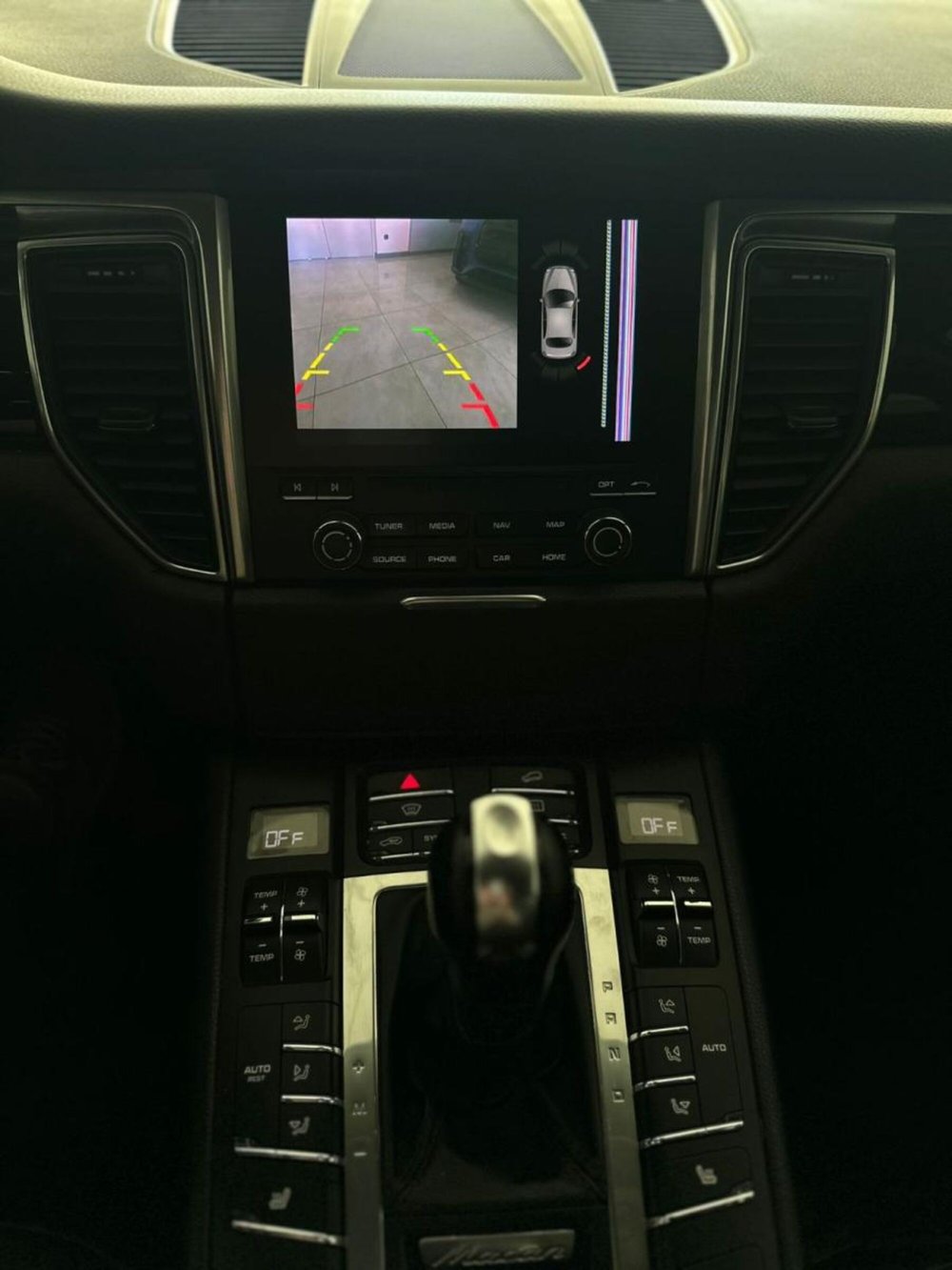 Porsche Macan usata a Napoli (9)