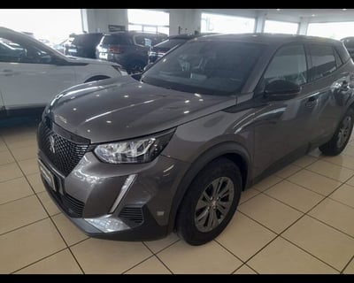 Peugeot 2008 1.2 puretech Active s&amp;s 100cv del 2023 usata a Alessandria