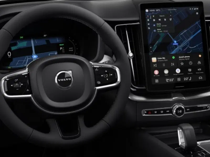 Volvo XC60 nuova a Modena (11)