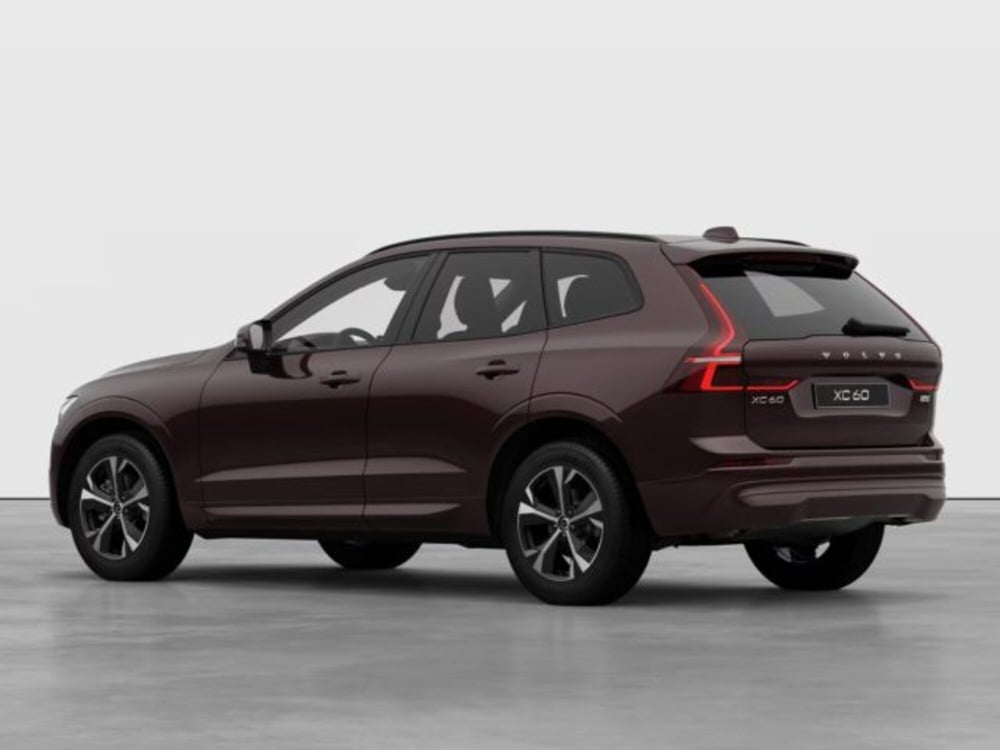 Volvo XC60 nuova a Modena (4)