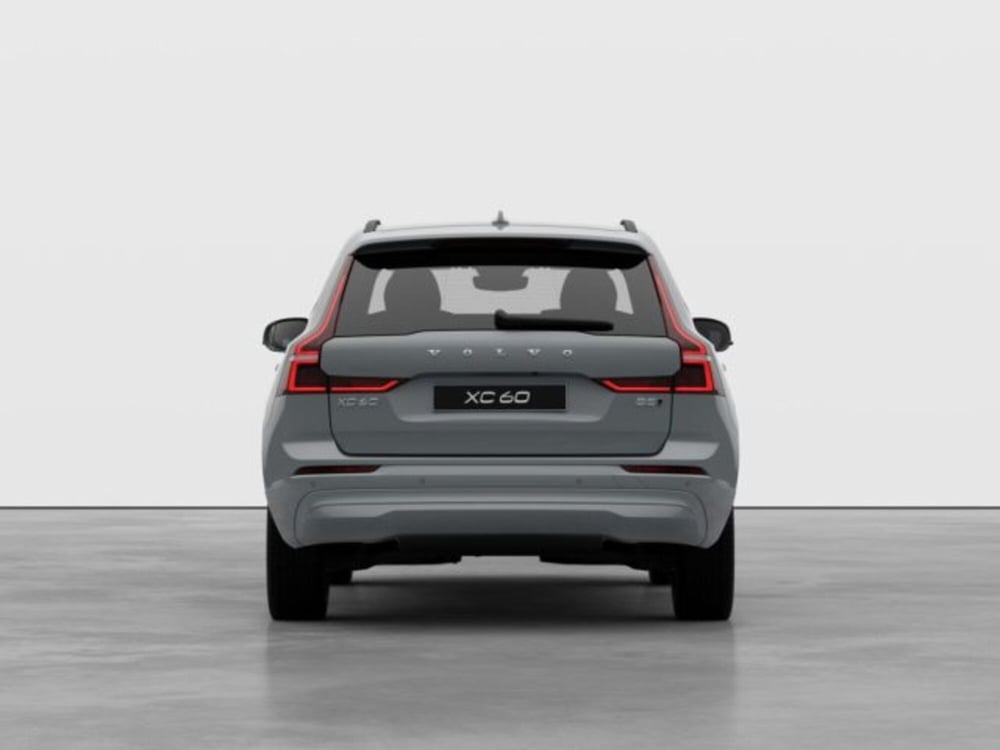 Volvo XC60 nuova a Modena (5)