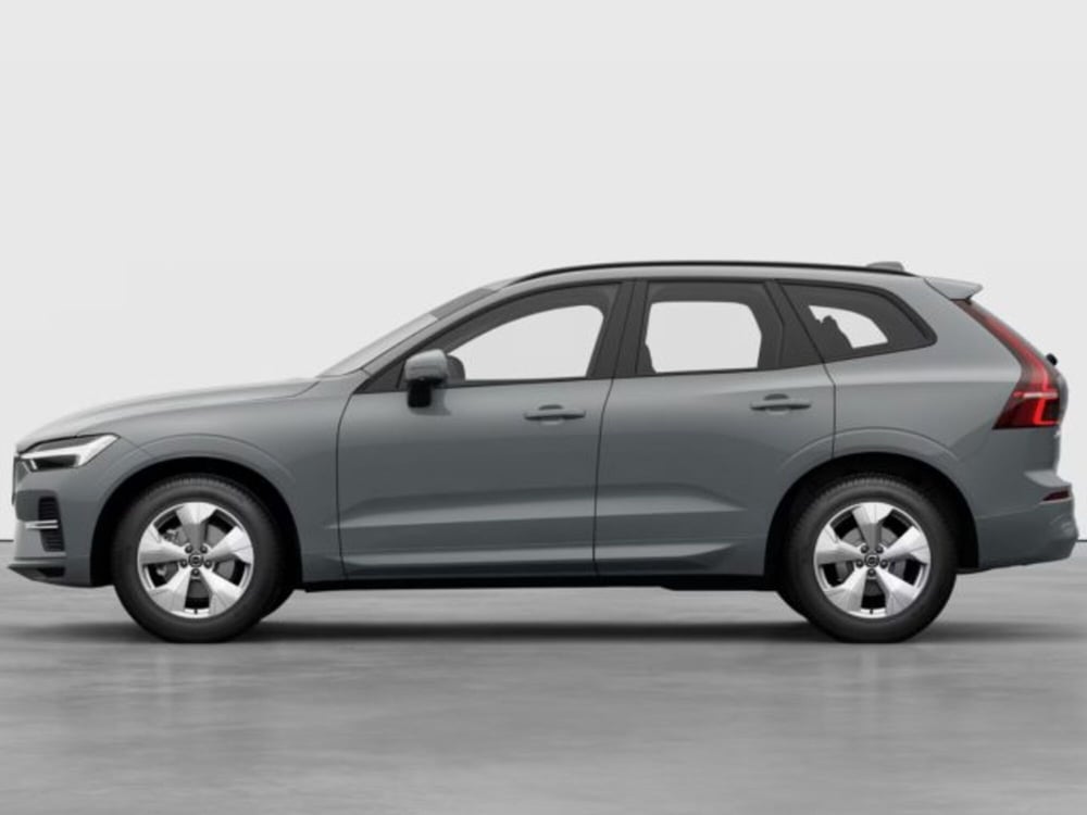Volvo XC60 nuova a Modena (3)