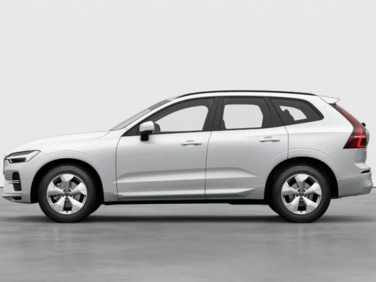 Volvo XC60 nuova a Modena (3)