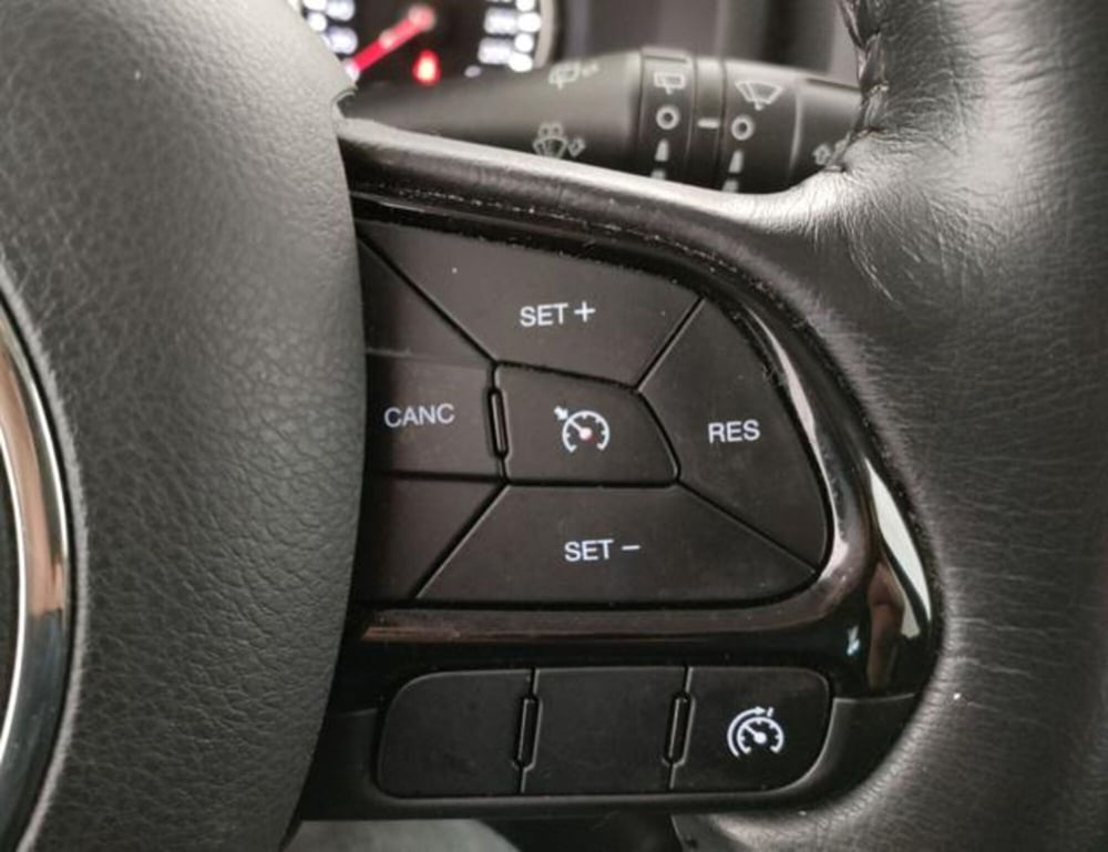 Jeep Renegade usata a Modena (18)