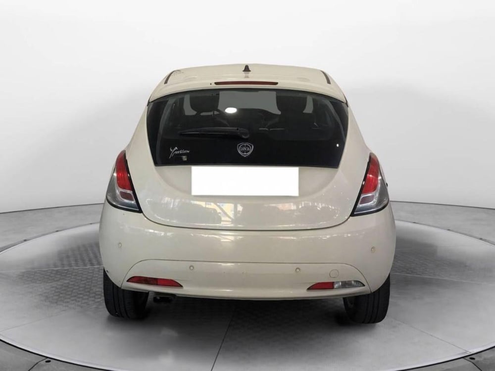 Lancia Ypsilon usata a Torino (5)