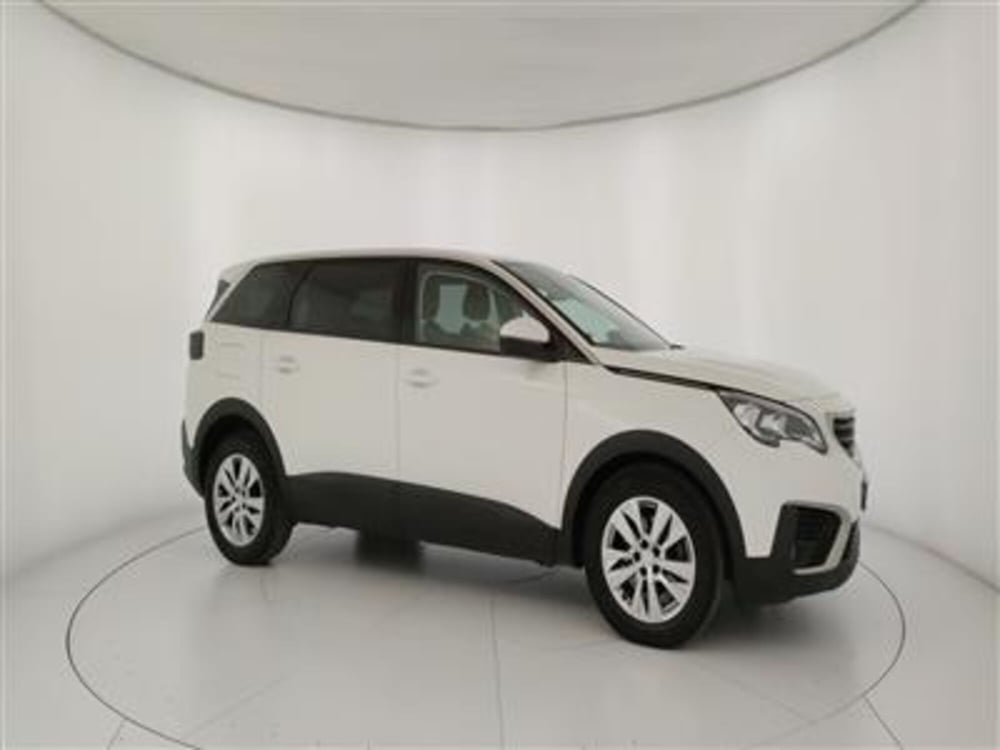 Peugeot 5008 usata a Bari (10)