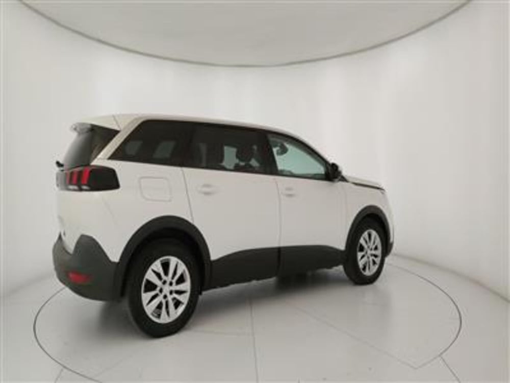 Peugeot 5008 usata a Bari (8)