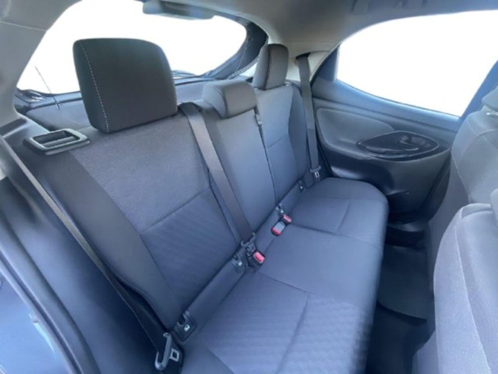 Toyota Yaris usata a Vercelli (8)