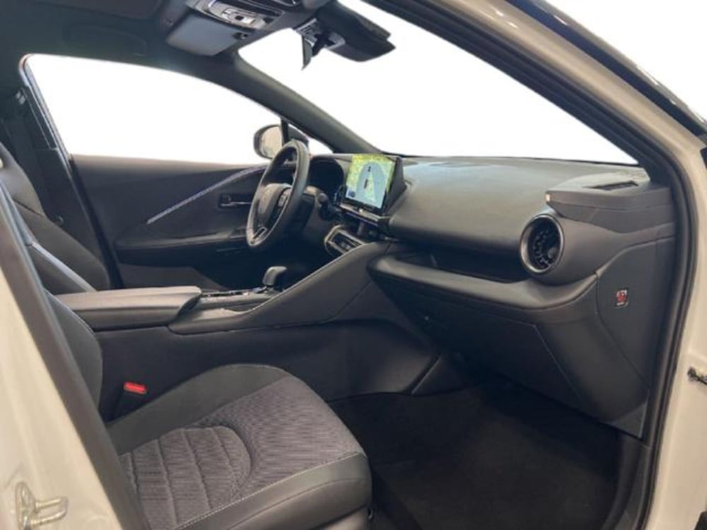 Toyota Toyota C-HR usata a Vercelli (6)