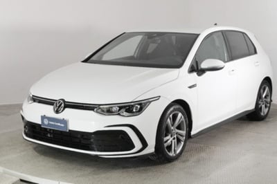 Volkswagen Golf Variant 1.5 eTSI 150 CV EVO ACT DSG R-Line del 2022 usata a Paruzzaro