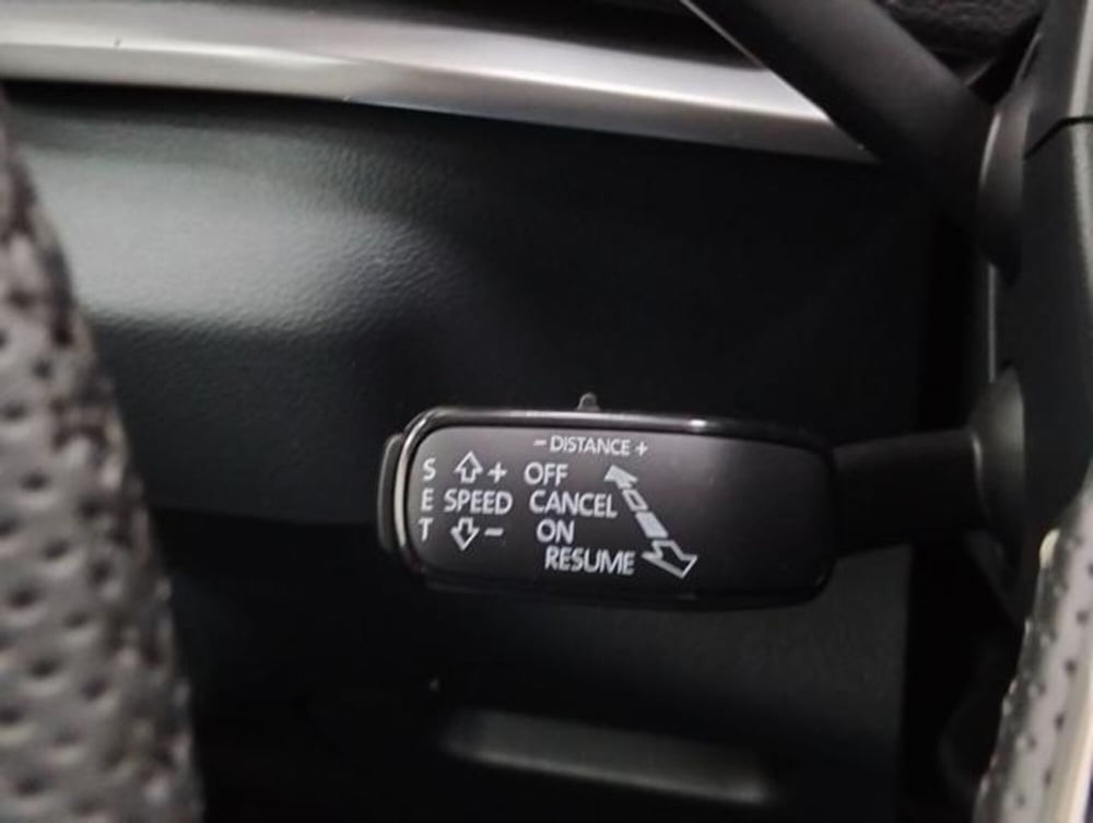 Skoda Karoq usata a Como (11)