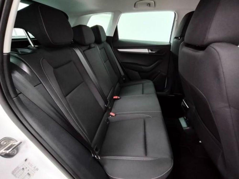 Skoda Karoq usata a Como (5)