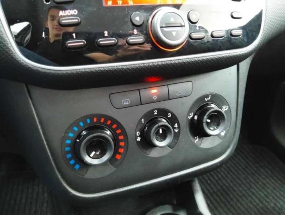 Fiat Punto usata a Como (13)