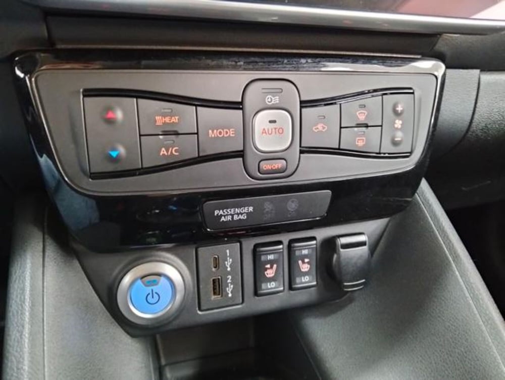 Nissan Leaf usata a Como (20)