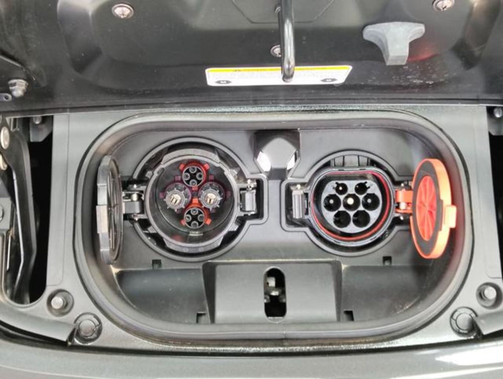 Nissan Leaf usata a Como (7)