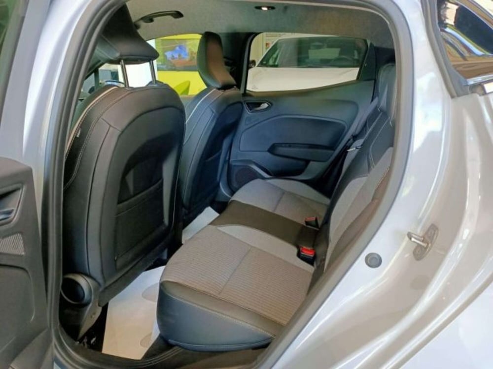 Renault Clio nuova a Firenze (10)
