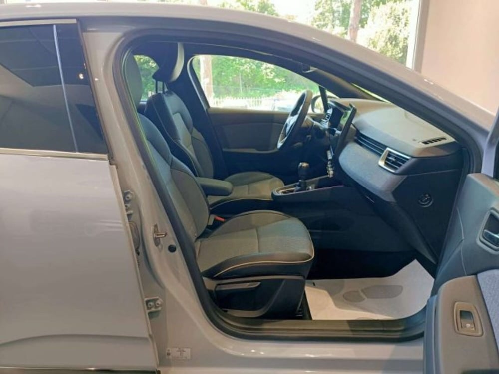 Renault Clio nuova a Firenze (7)