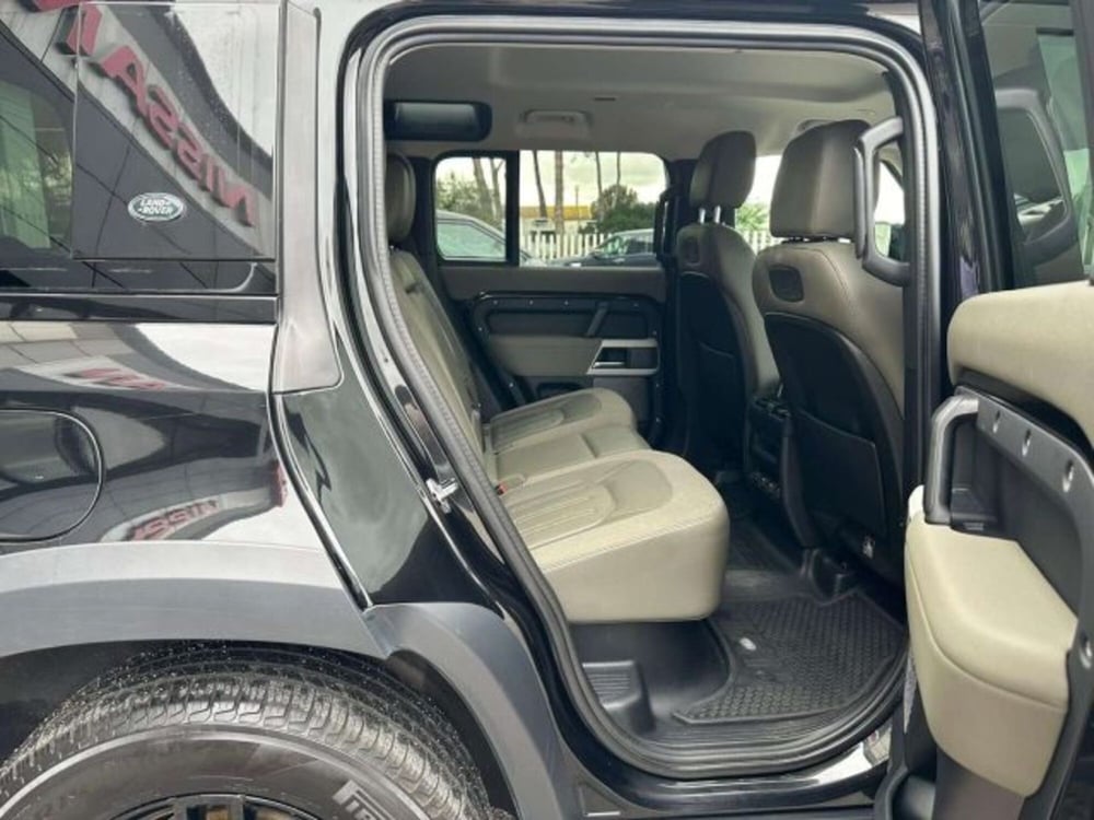 Land Rover Defender usata a Firenze (4)