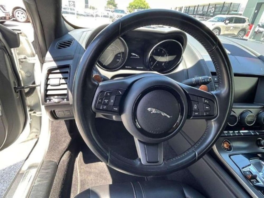 Jaguar F-Type Cabrio usata a Firenze (17)