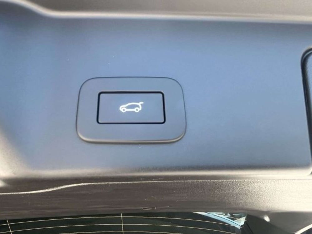 Land Rover Range Rover Evoque nuova a Firenze (13)