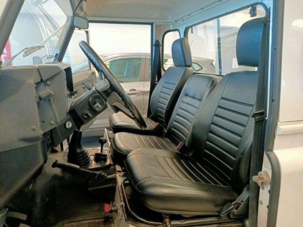 Land Rover Defender usata a Firenze (13)