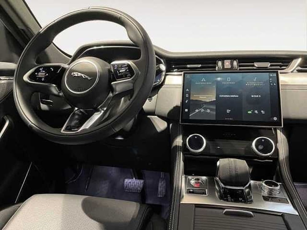 Jaguar F-Pace usata a Ravenna (14)