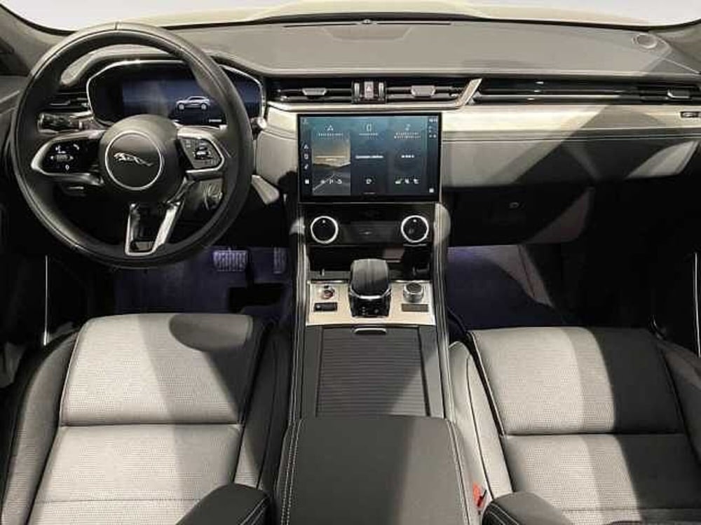 Jaguar F-Pace usata a Ravenna (5)