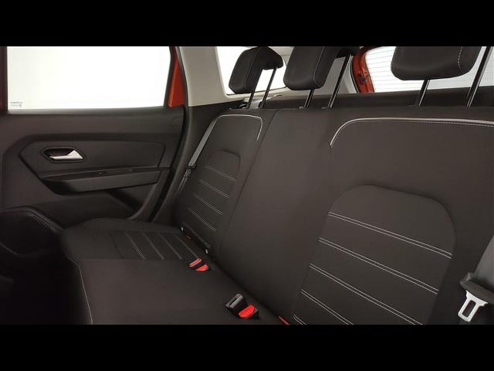 Dacia Duster usata a Milano (10)