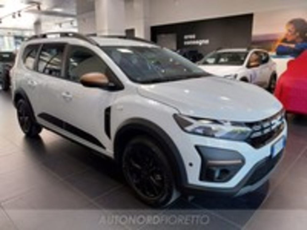 Dacia Jogger nuova a Pordenone (3)