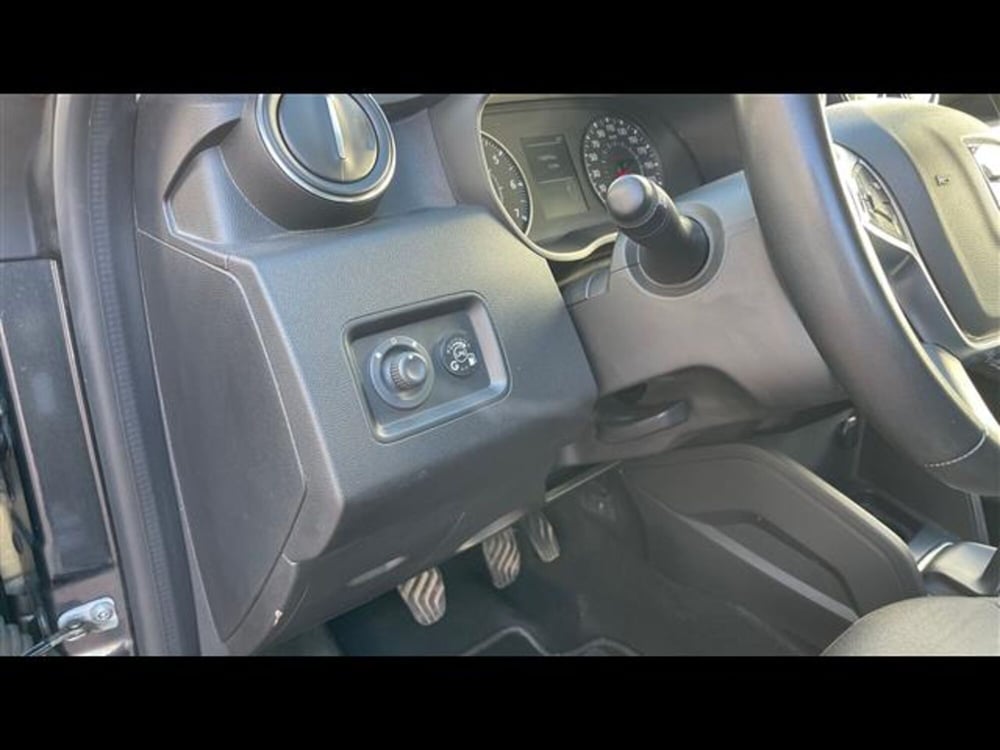 Dacia Duster usata a Lecce (15)