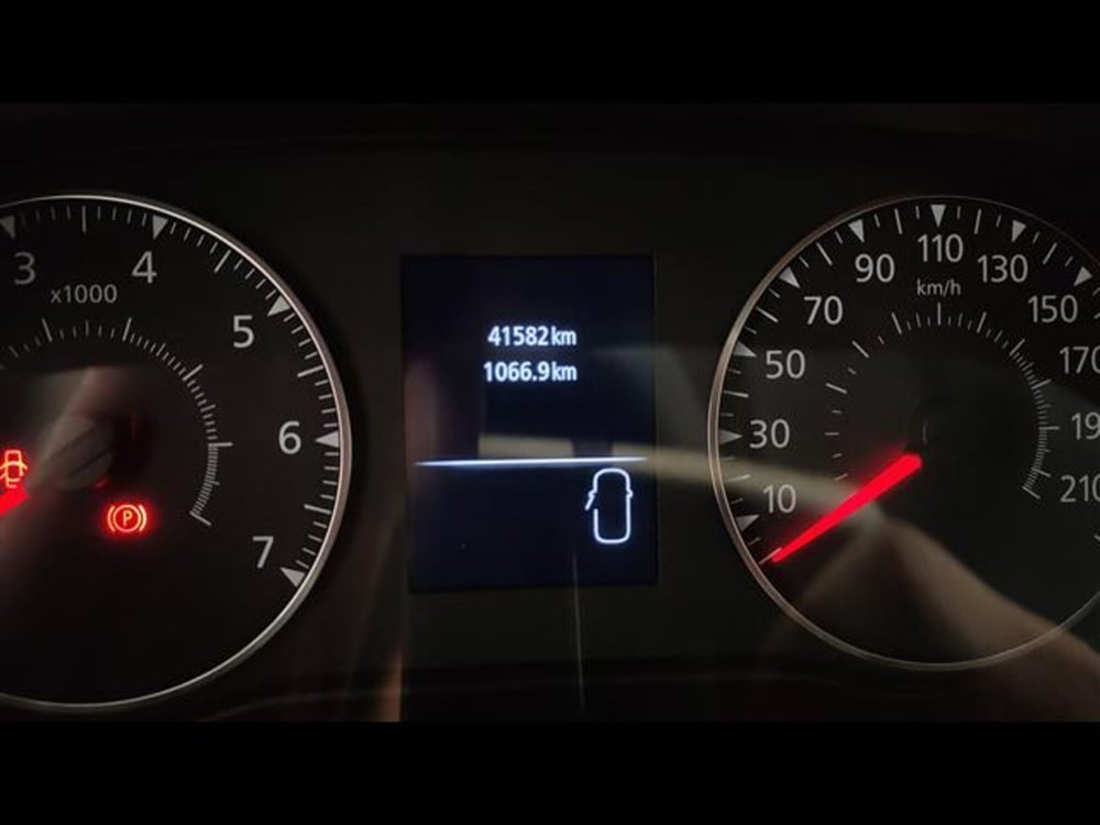 Dacia Duster usata a Milano (15)
