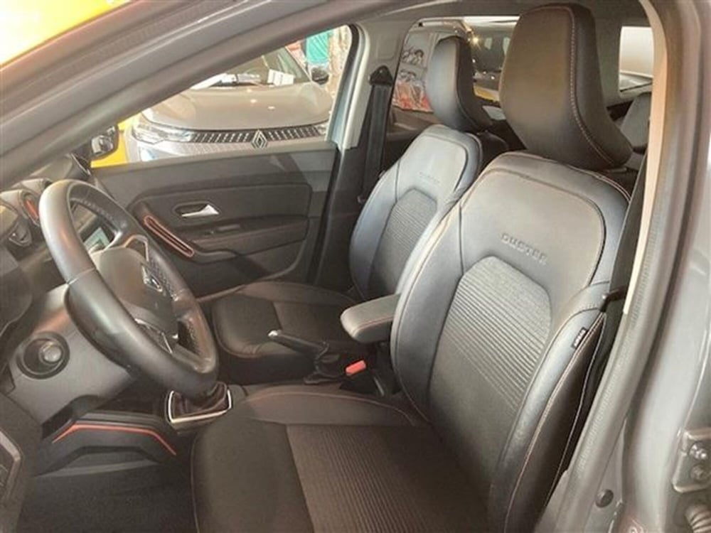 Dacia Duster usata a Cremona (7)