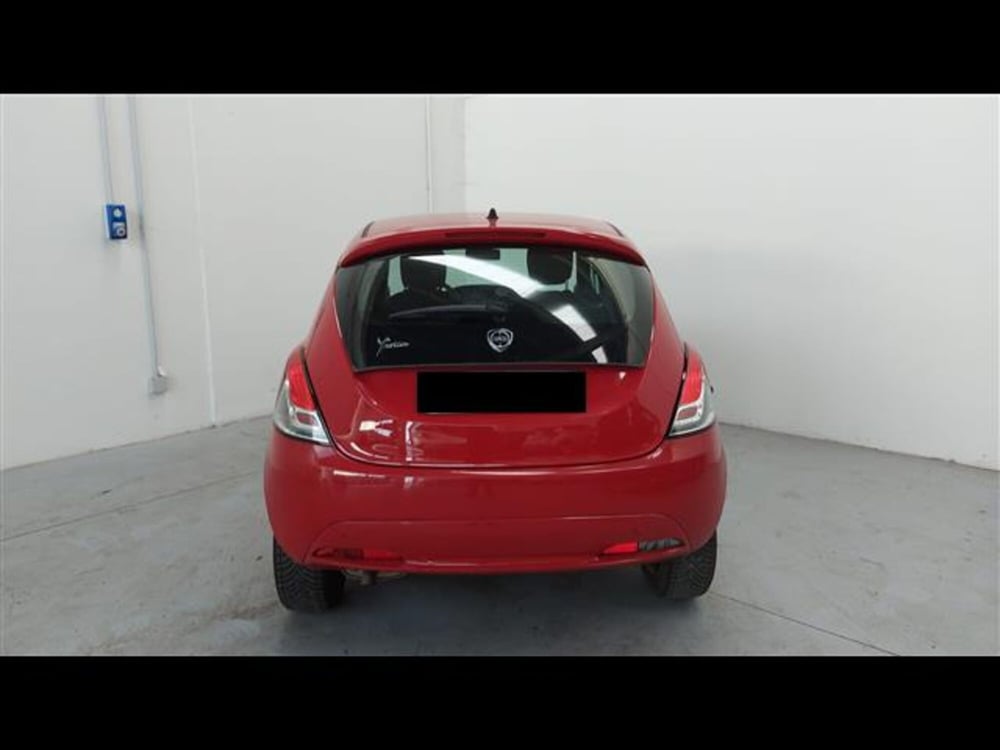 Lancia Ypsilon usata a Asti (4)